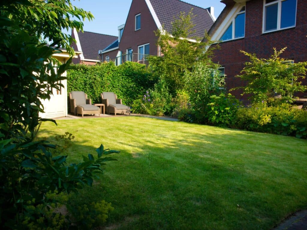 Tuin met veld