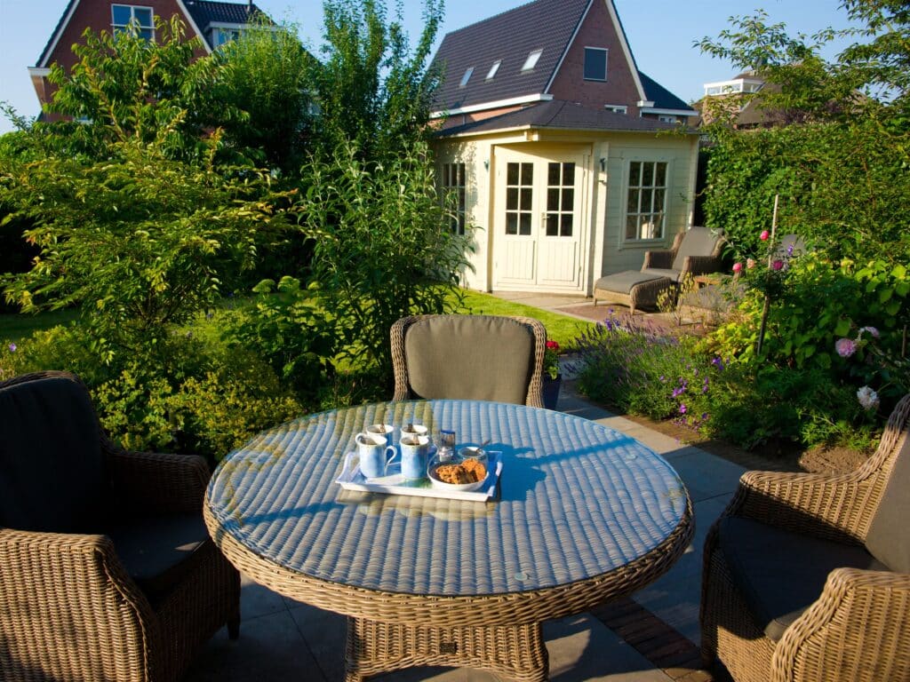 Zithoek in tuin